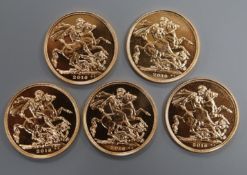 Five QEII 2016 gold full sovereigns.