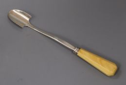 A George III ivory handled silver stilton scoop by William & Samuel Knight, London, 1810, 23.7cm.