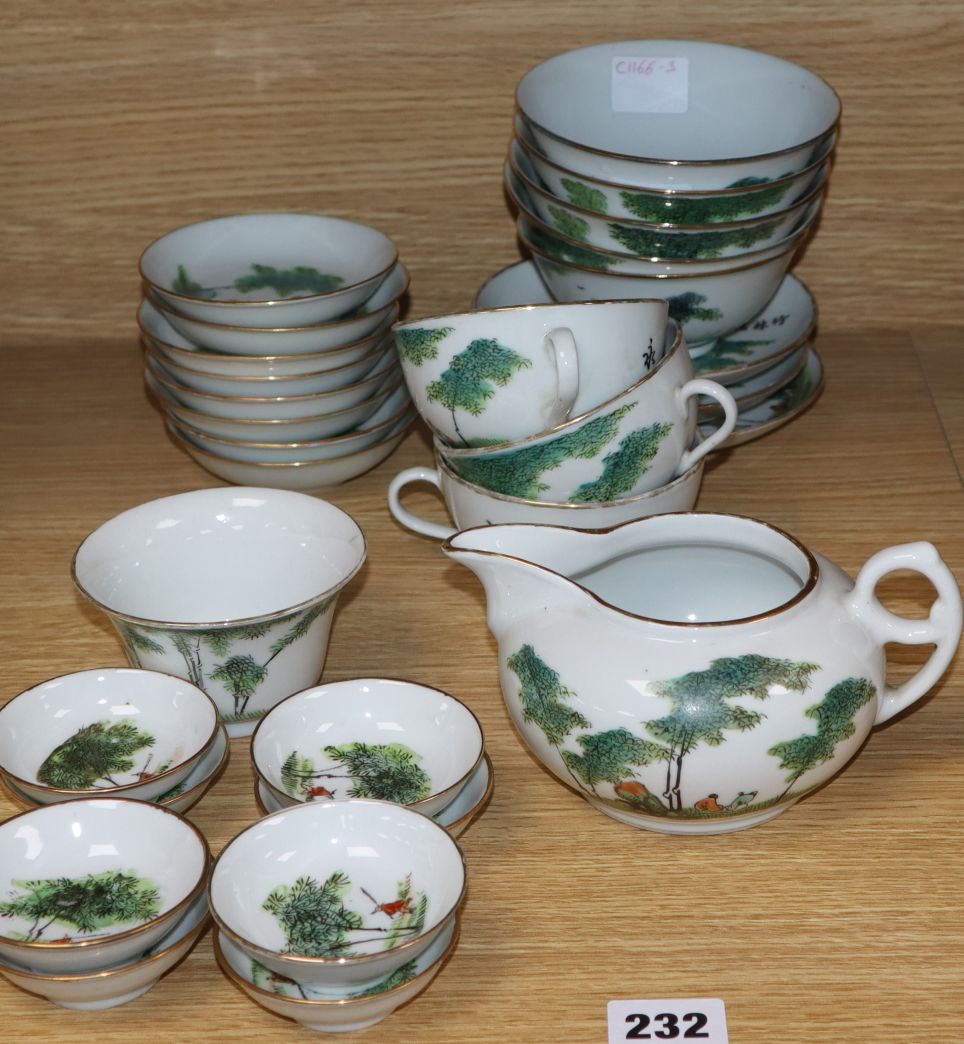 A set of Chinese Republic period porcelain tea and rice bowls and saucers