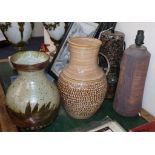 An Hannie Mein Studio pottery lamp and three other pieces