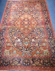 An Isphaphan blue ground medallion rug 210 x 131cm - Image 2 of 2