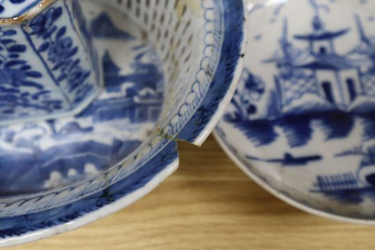 A group of Chinese export porcelain, Kangxi to Qianlong period - Image 3 of 14