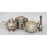 Four Chinese pewter vessels, 19th/20th century