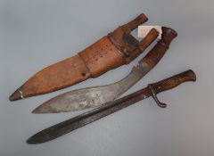 A kukri and a bayonet