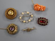 Six assorted Victorian and later gem set brooches including diamond set and 9ct yellow metal etc.