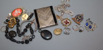 Mixed jewellery including silver cufflinks, charm bracelet, 19th century pinchbeck brooch etc. and a