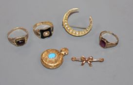 A William IV 18ct gold, black enamel and pearl set mourning ring and five other items including