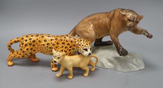 Three Beswick "large cats": Mountain lion, leopard and lion cub height 22cm