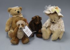 Four Artist bears Tallest 21cm