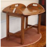 A reproduction oak butler's tray / occasional table