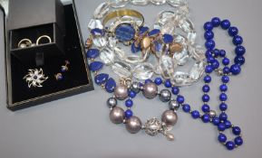 A lapis lazuli necklace and bracelet and other mixed jewellery including Dyrberg Kern.