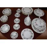 A Worcester dinner service