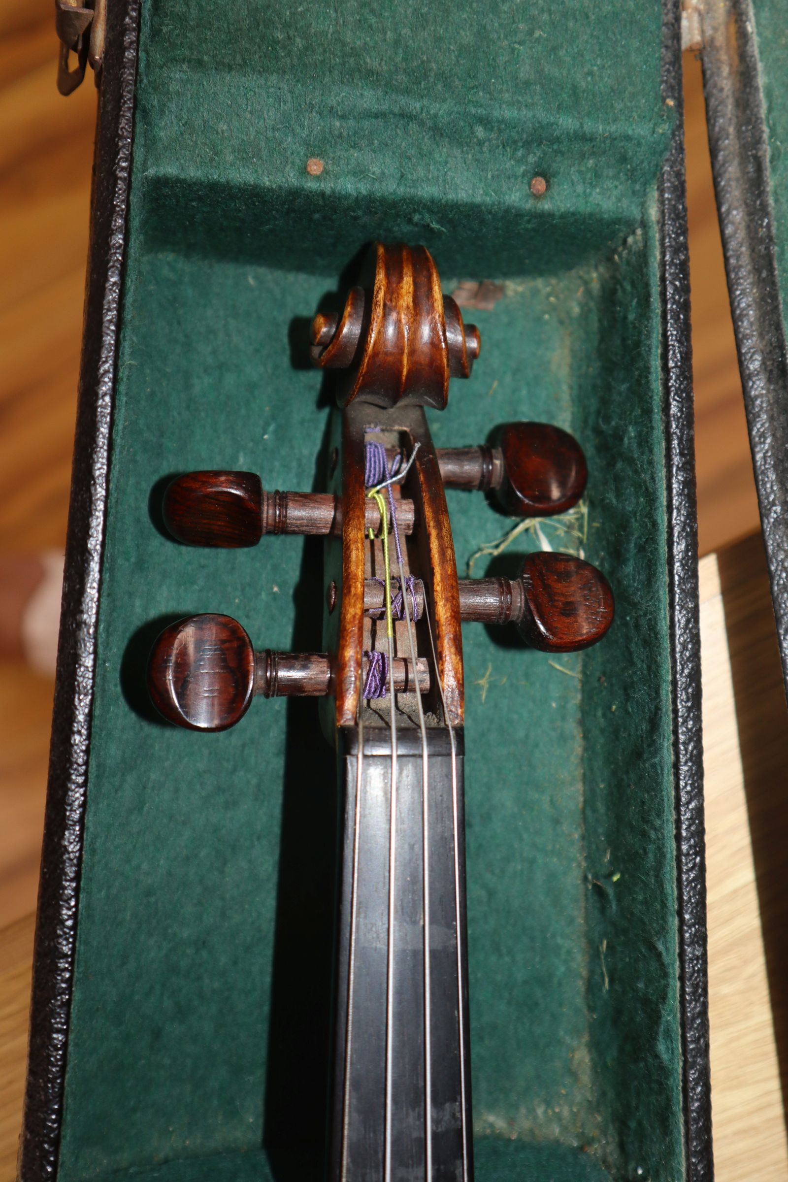 A late 19th / early 20th century Boosey & Co full size violin, cased with 2 bows - Image 3 of 10