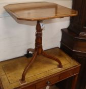 A Regency octagonal mahogany tilt top tea table W.55cm
