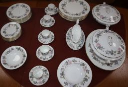 A Worcester dinner service