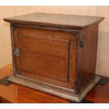 An 18th century oak cabinet of drawers W.44cm, D.29cm, H.35cm