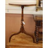 A 19th century circular mahogany occasional table W.48cm