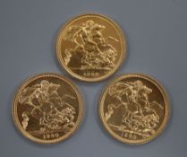 Three 1980 gold sovereigns, UNC