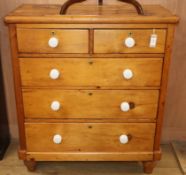 A Victorian pine chest of drawers (a.f.) W.94cm