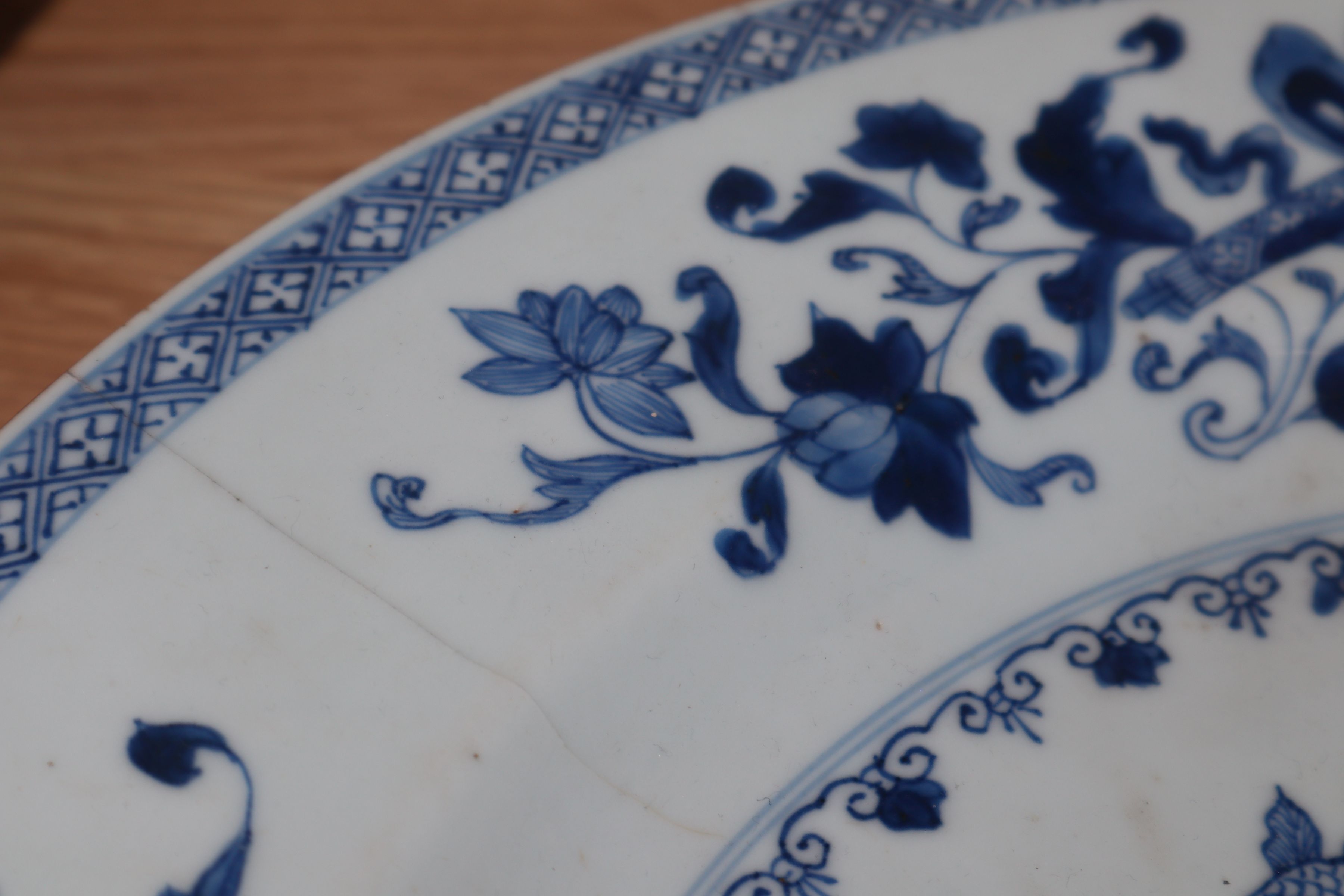 A pair of Chinese Kangxi blue and white floral dishes and a Qianlong blue and white dish, diameter - Image 2 of 8