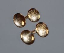 A pair of 18ct gold oval convex disc cufflinks, Birmingham 1922, 13.1 grams.
