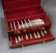 A cased part suite of modern silver rat-tail pattern cutlery by William Hutton & Sons, knives, James