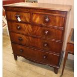 An early Victorian mahogany chest of drawers W.102cm