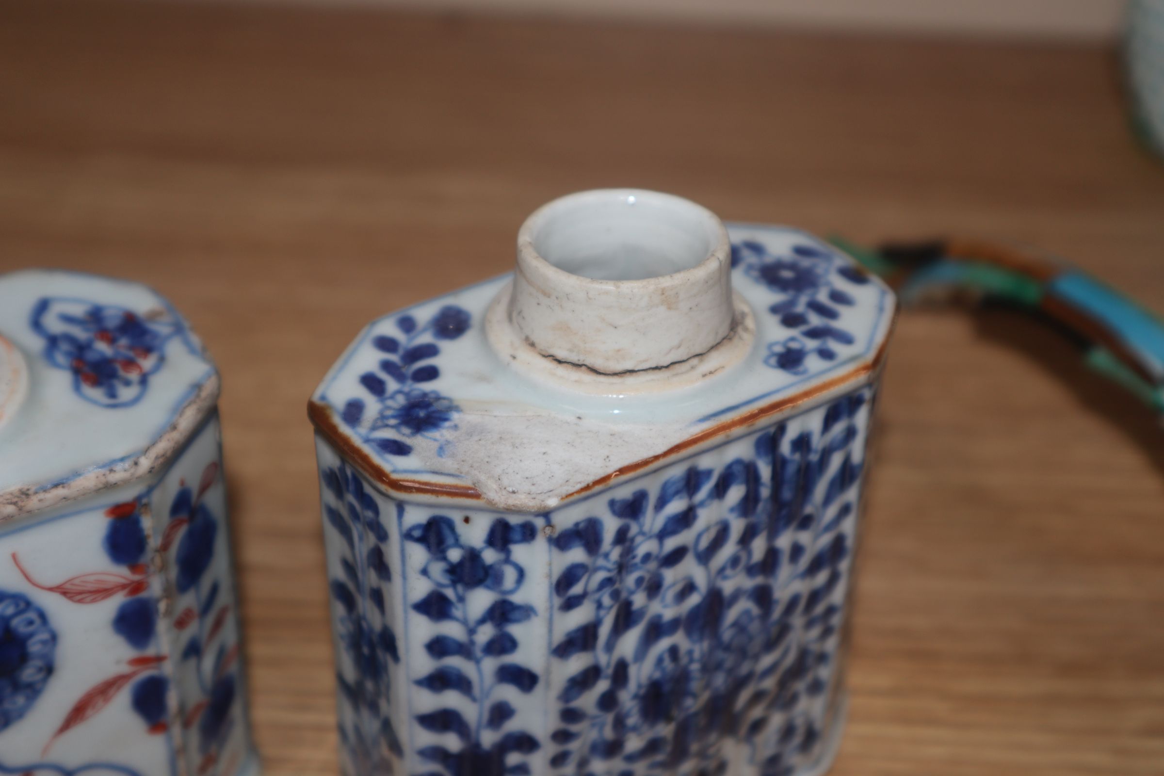 Three Chinese export tea caddies, Kangxi, two blue and white and one Imari palette - Image 13 of 16