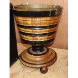 A 19th century turned wood bucket H.38cm