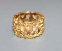 An 18ct yellow gold modernist ring by John Donald, circa 1970, size K/L.
