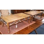 A pair of Chinese hongmu kang tables, 19th century L.76cm