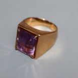 An 18ct gold and amethyst ring, size J.
