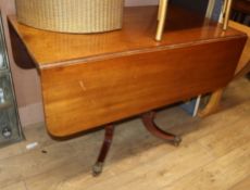 A Regency mahogany Pembroke table L.112cm