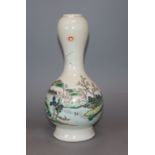 A Chinese famille verte double gourd vase, 19th century height 25cm