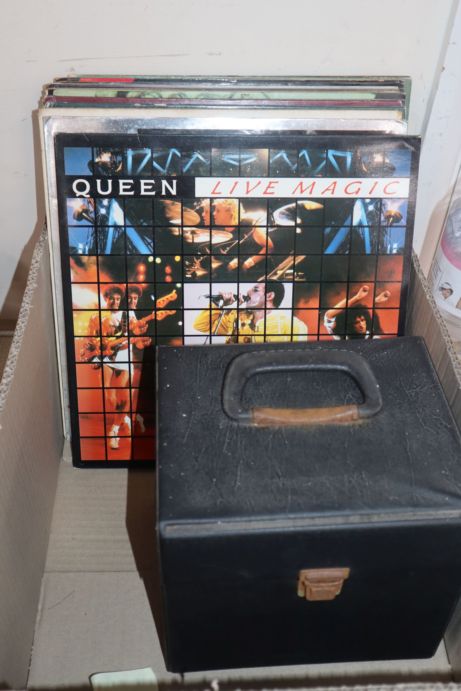 Seventeen glam rock LPs and a box of singles including Queen and T-Rex - Image 2 of 2