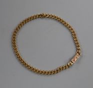 A 9ct gold small curblink bracelet, approx. 19cm.