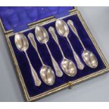 A cased set of six Edwardian silver teaspoons, William Hutton & Sons, London, 1909.