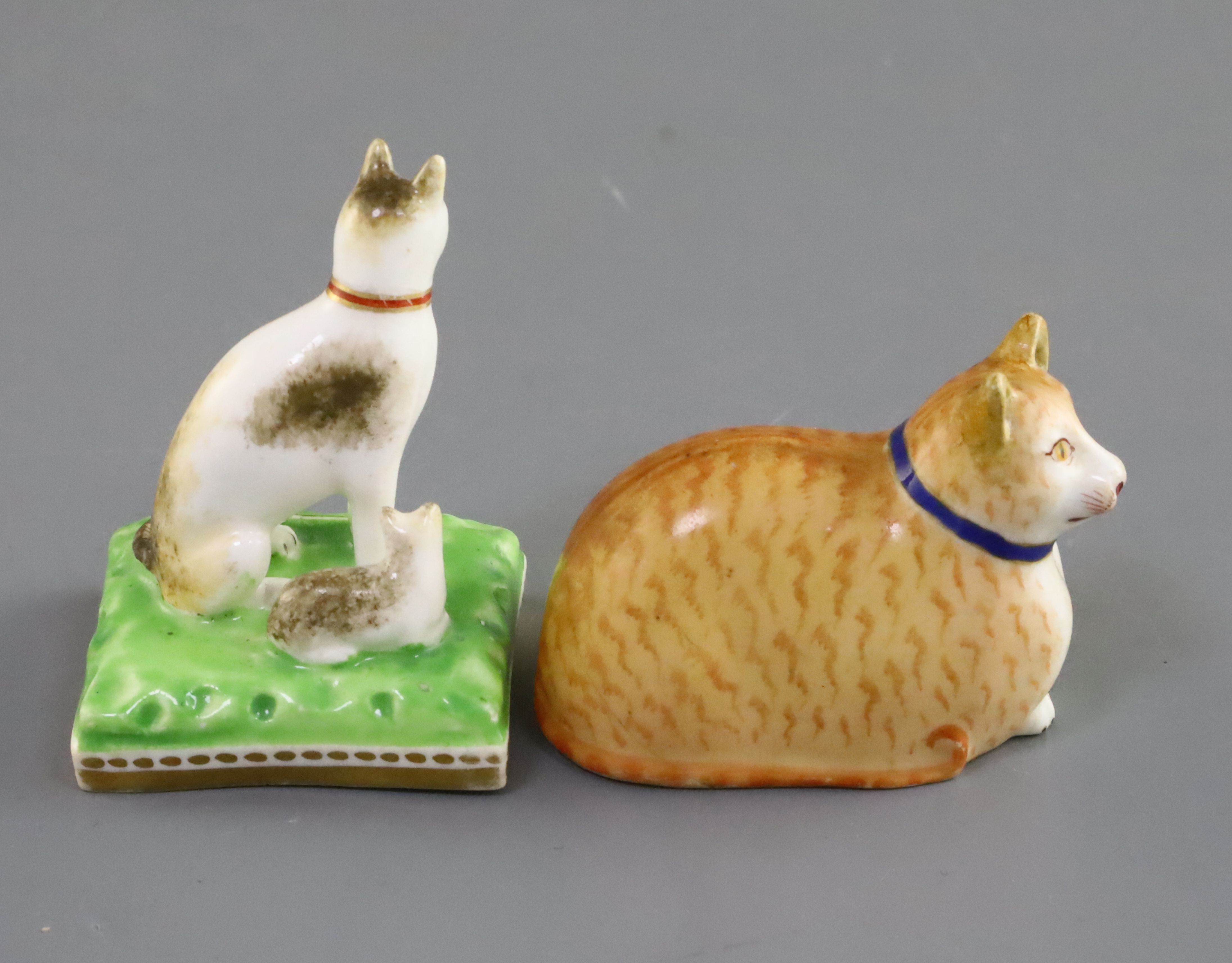 Two Chamberlain Worcester figures of cats, c.1820-40, the first a group of a tabby cat and recumbent - Image 2 of 3