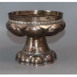 An Edwardian silver lobed pedestal bowl, by Nathan & Hayes, Chester, 1906, 11.4cm, 12 oz.