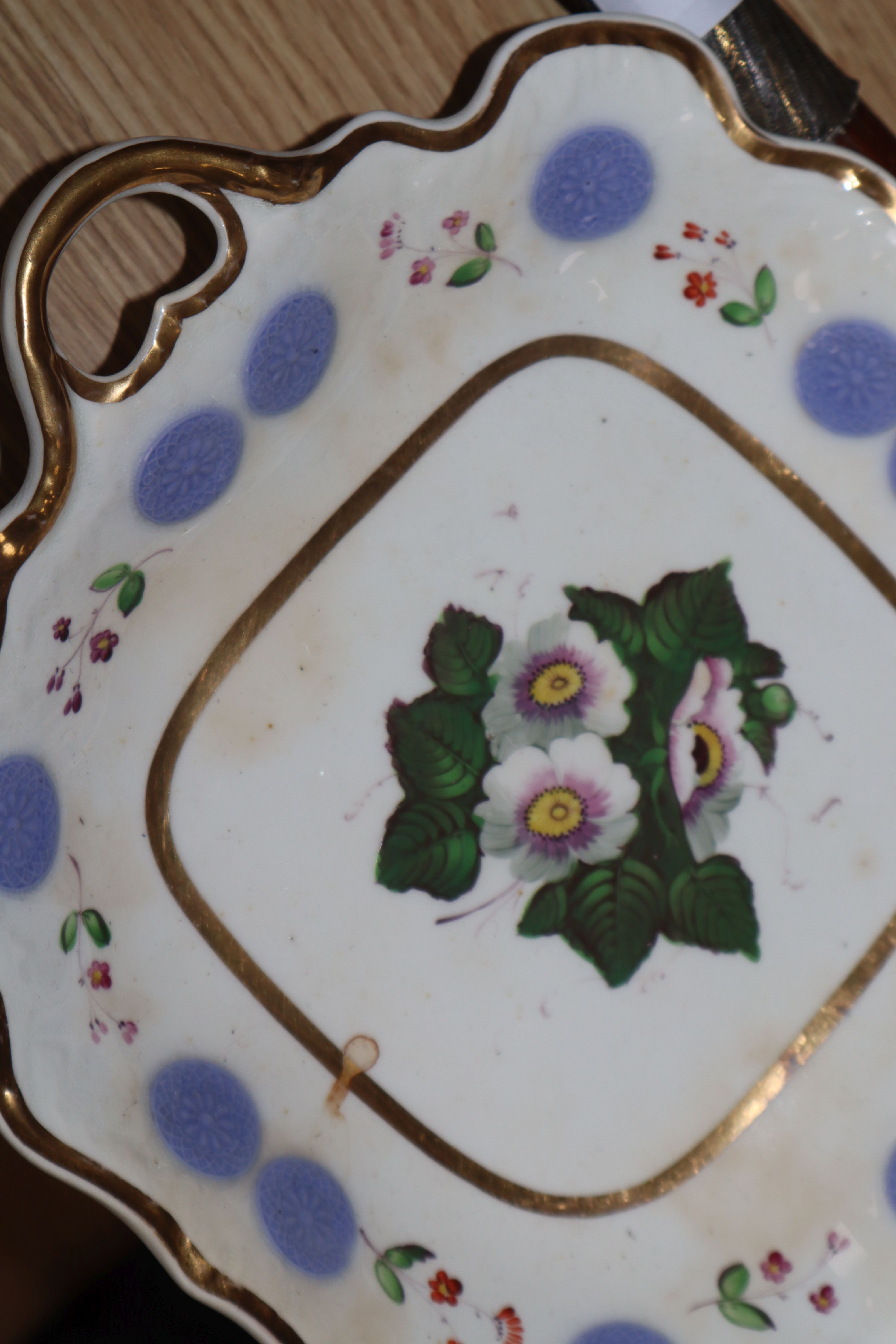 A 19th century Coalport style sixteen piece dessert service - Image 8 of 8