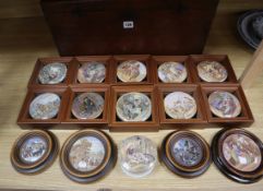 Fifteen pot lids including Alas Poor Bruin and bear hunting in a mahogany box