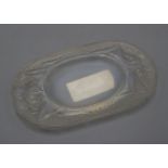 An R. Lalique oval dish, no.280, length 15cm