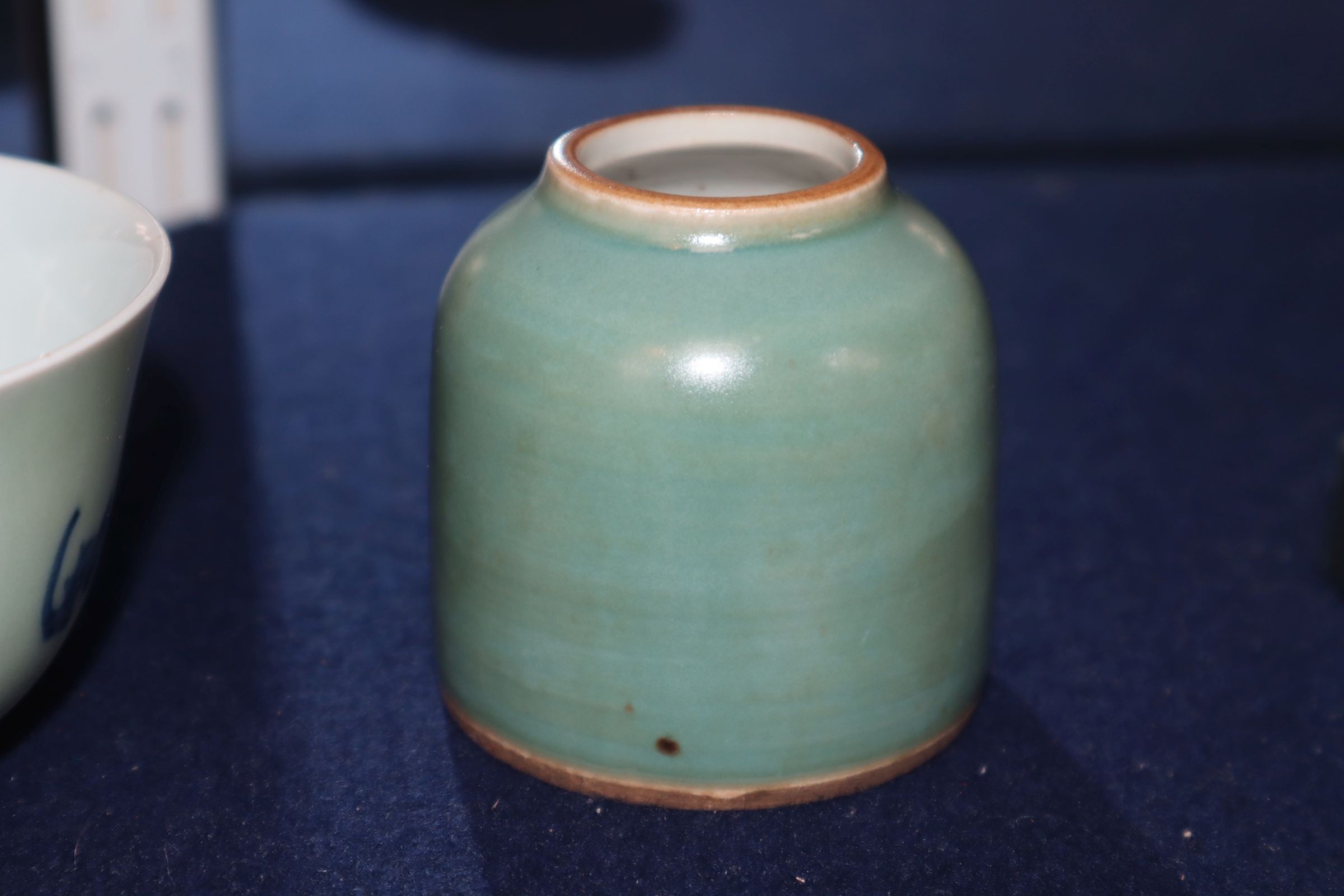 A Chinese blue and white tea bowl and a Chinese green glazed ink pot tallest 6cm - Image 15 of 17