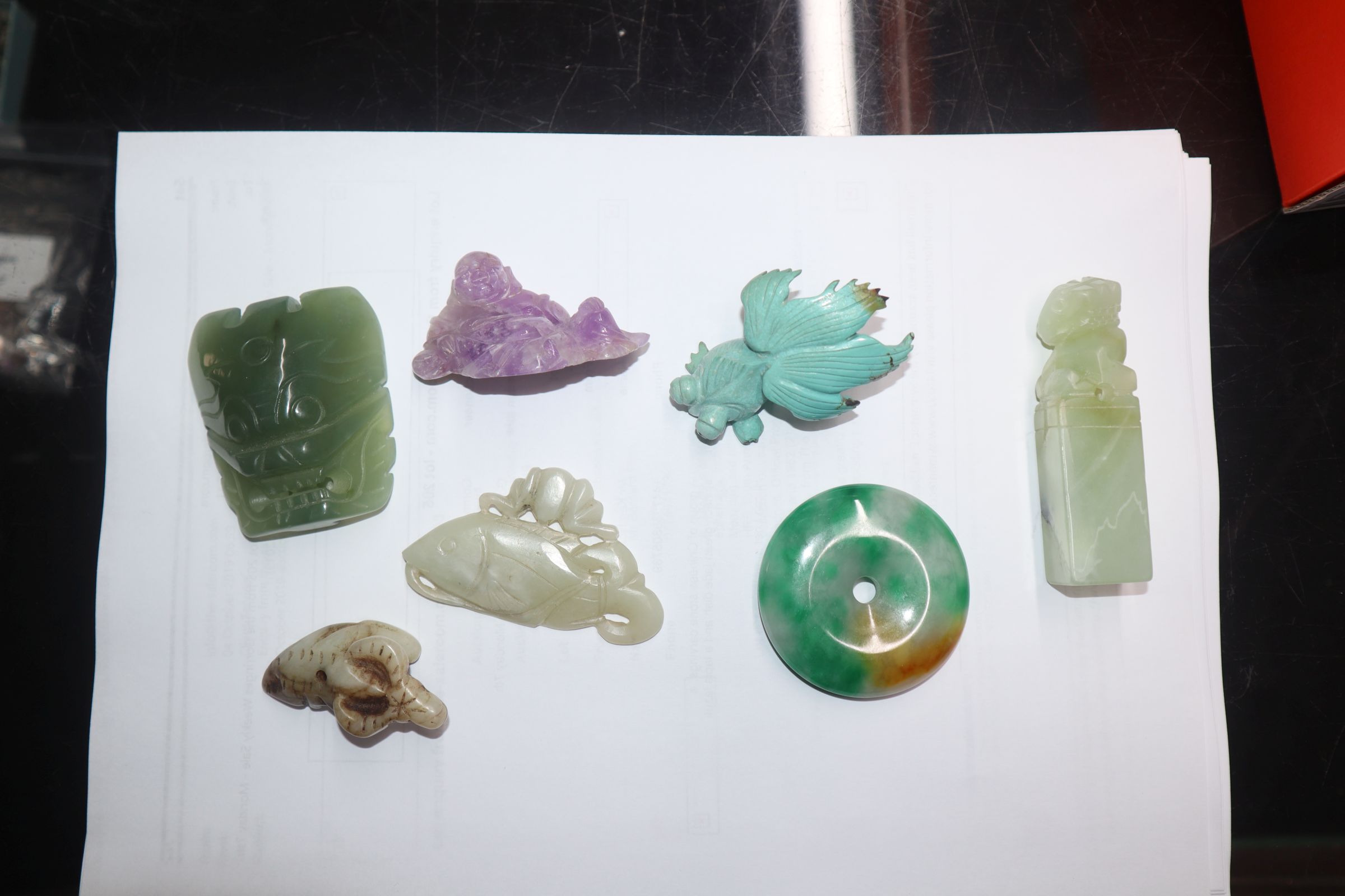 A group of Chinese stone carvings, a spinach green jade dish and a lapis lazuli dish - Image 4 of 9