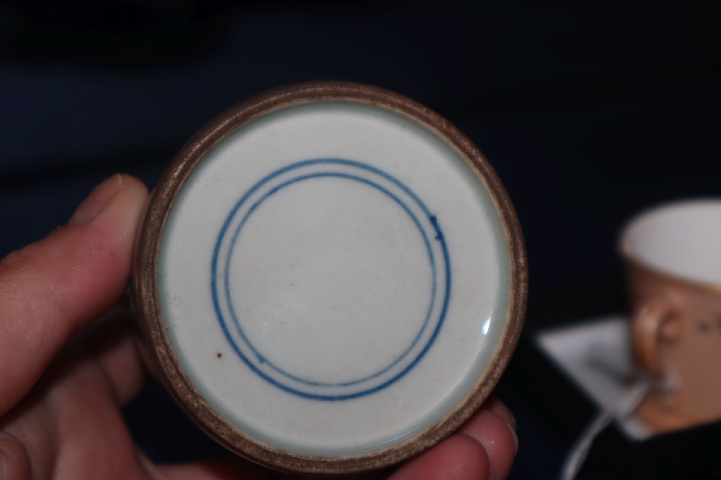 A Chinese blue and white tea bowl and a Chinese green glazed ink pot tallest 6cm - Image 16 of 17