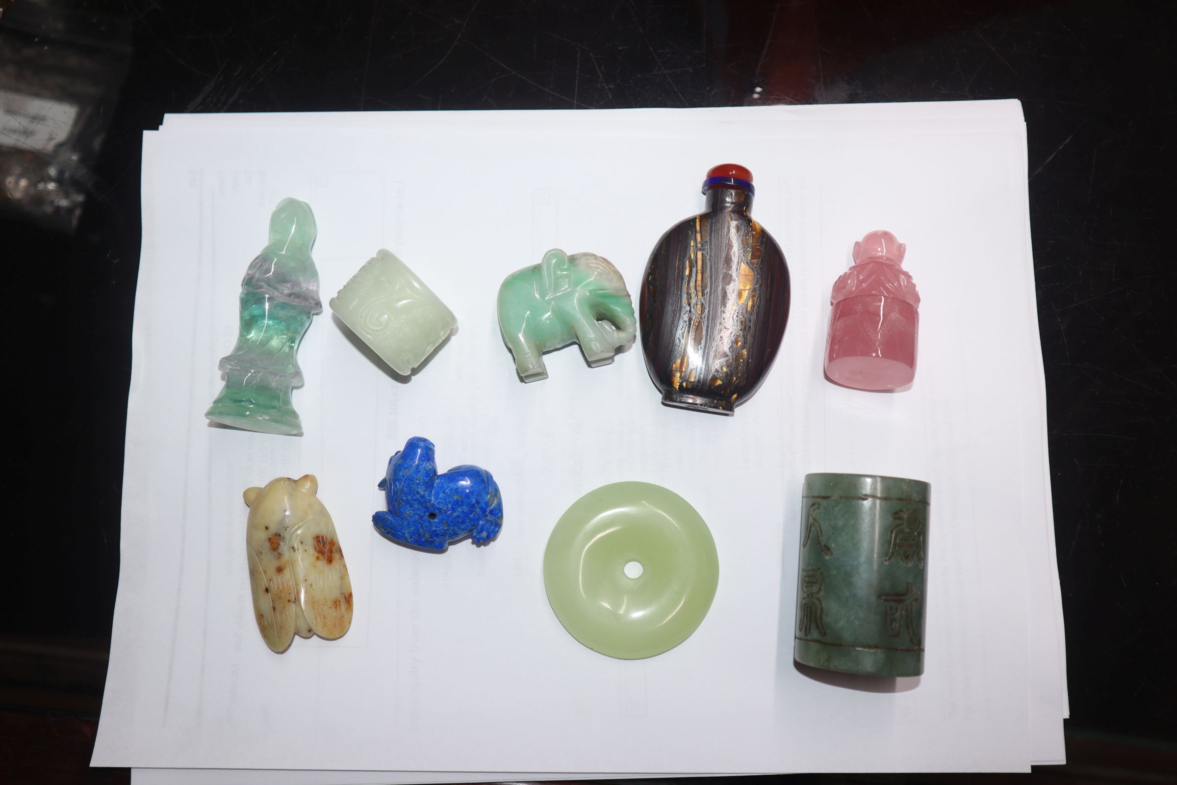 A group of Chinese stone carvings, a spinach green jade dish and a lapis lazuli dish - Image 7 of 9