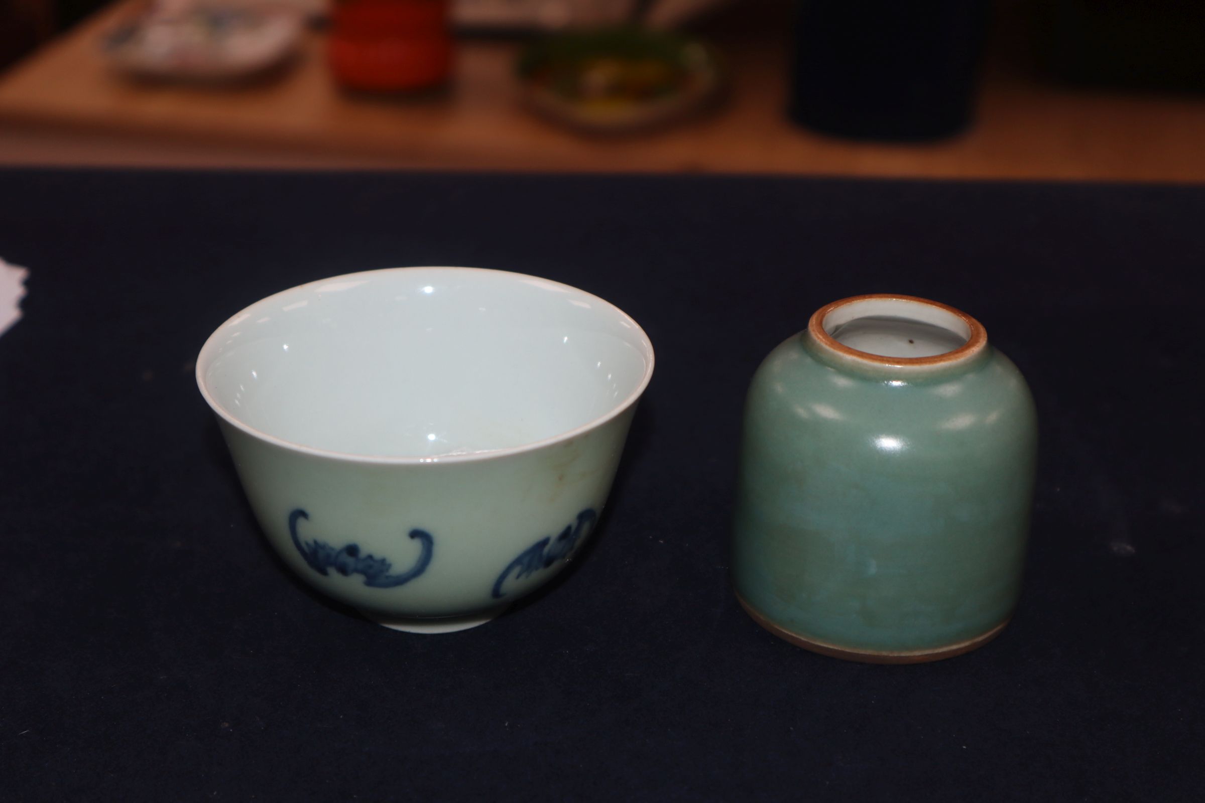 A Chinese blue and white tea bowl and a Chinese green glazed ink pot tallest 6cm - Image 2 of 17