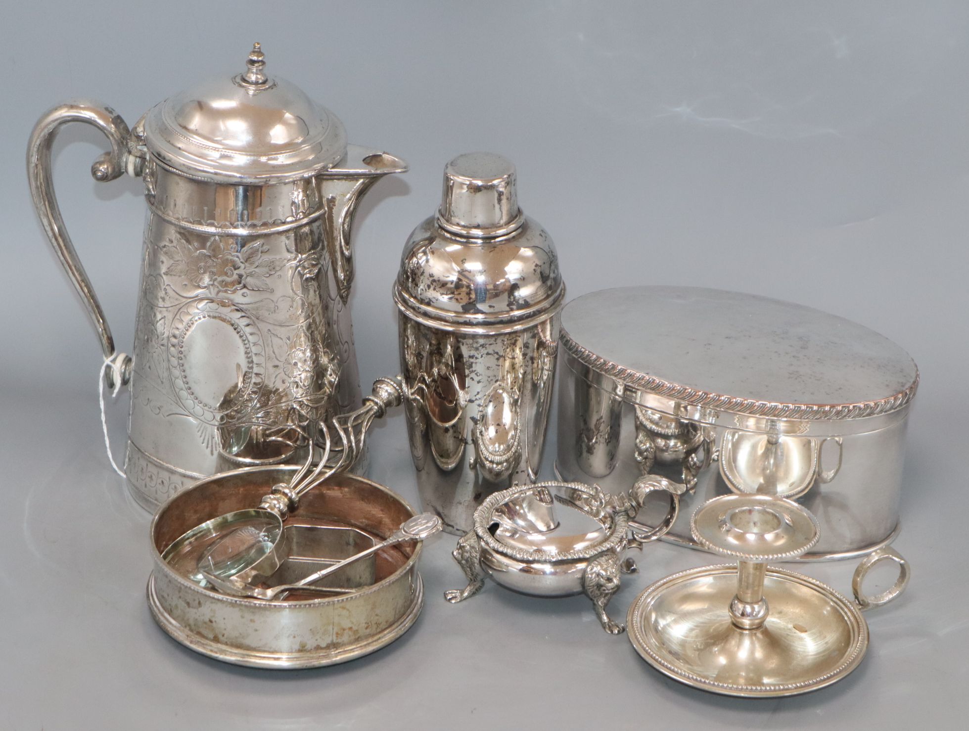 A group of mixed plated wares including Sheffield plate oval box