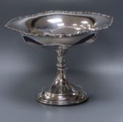 A George V silver tazza, London, 1927, loaded, height 15cm.