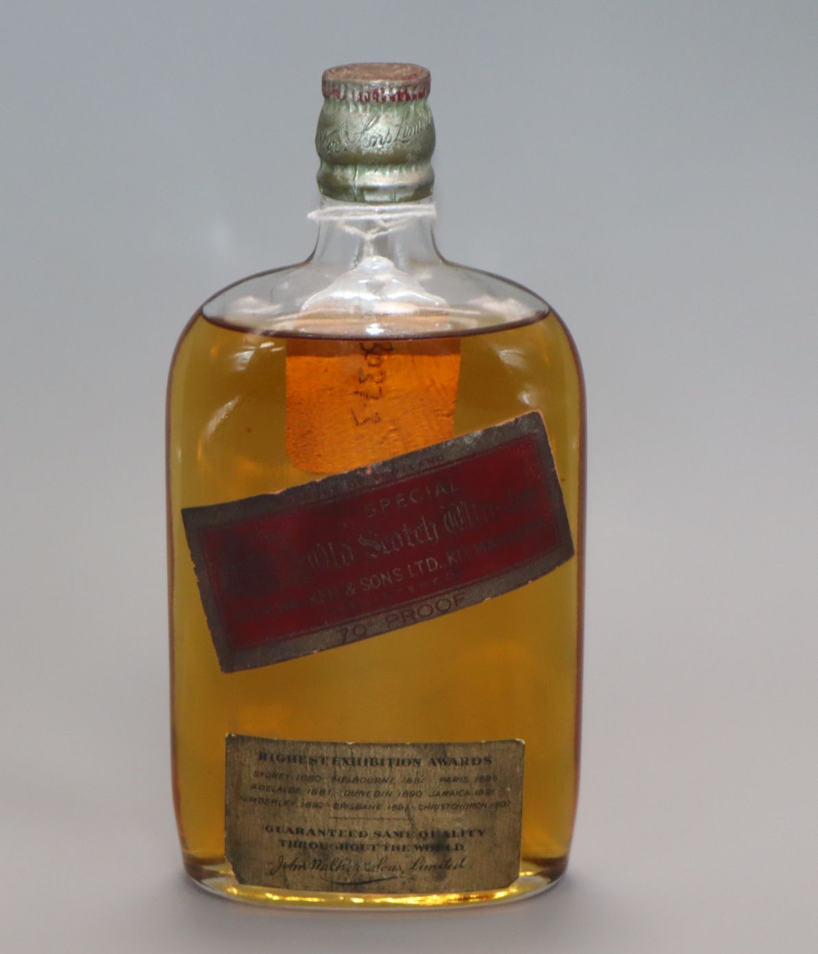 John Walker old Scotch whisky 35cl.